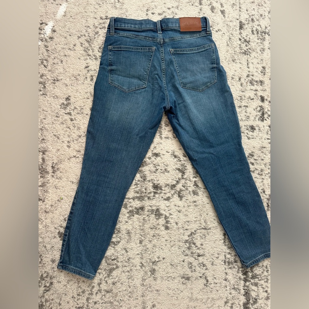 Lucky Brand Women's Skinny Jeans - Picture 2 of 5